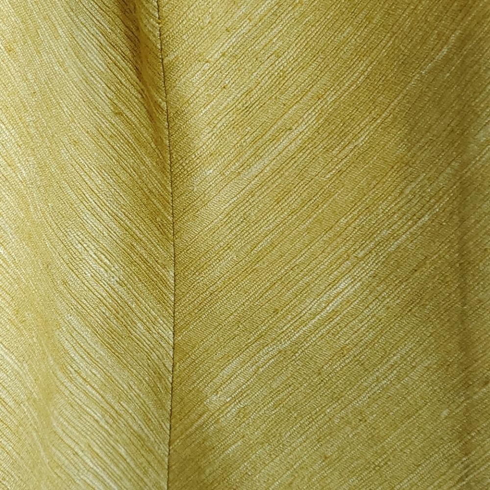 Beautiful Silk Jacket - Picture 2 of 2